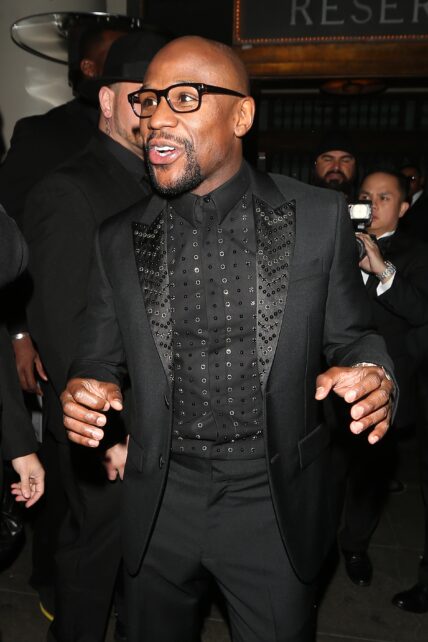 Floyd Mayweather ll smiles as he is spotted going to The Reserve to celebrate his 41st birthday