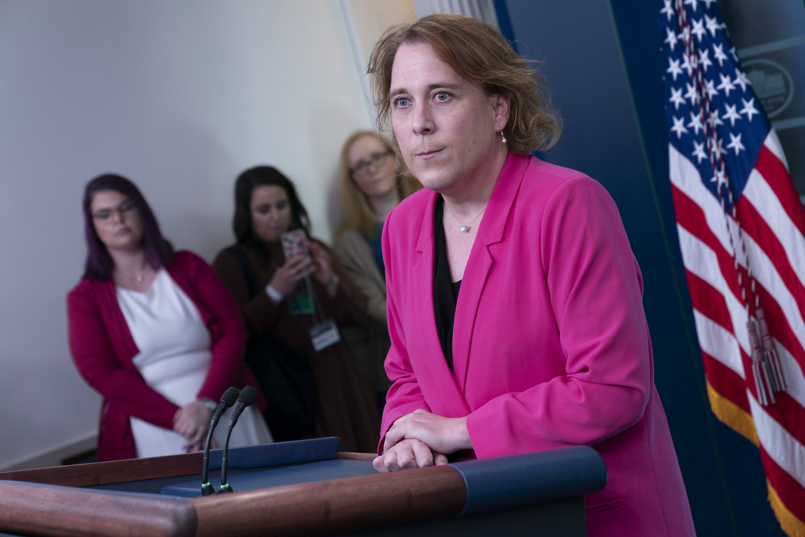 'Jeopardy!' champ Amy Schneider speaks to the media at The White House
