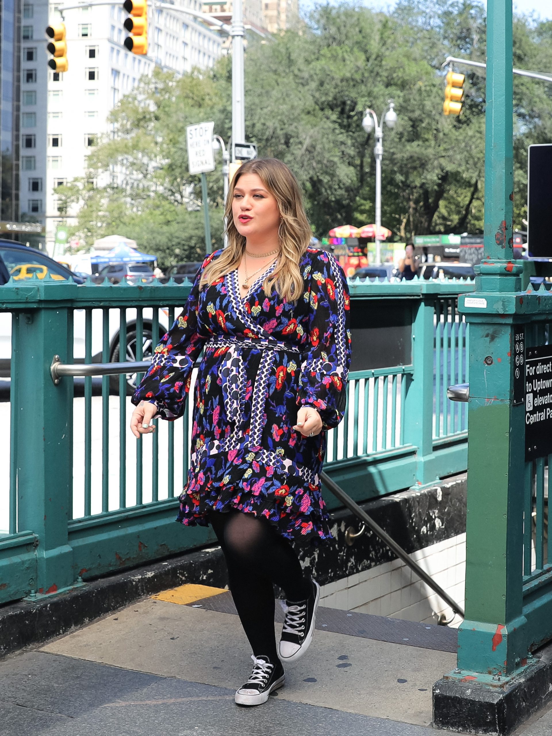 Kristin Chenoweth at set of apos The Kelly Clarkson Show apos