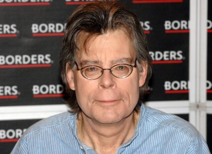 Stephen King signing copies of his new book 'Lisey's Story' at Borders on Oxford StreetLondon, England - 07.11.06Credit: Daniel Deme / WENN Newscom/(Mega Agency TagID: wennphotos422017.jpg) [Photo via Mega Agency]