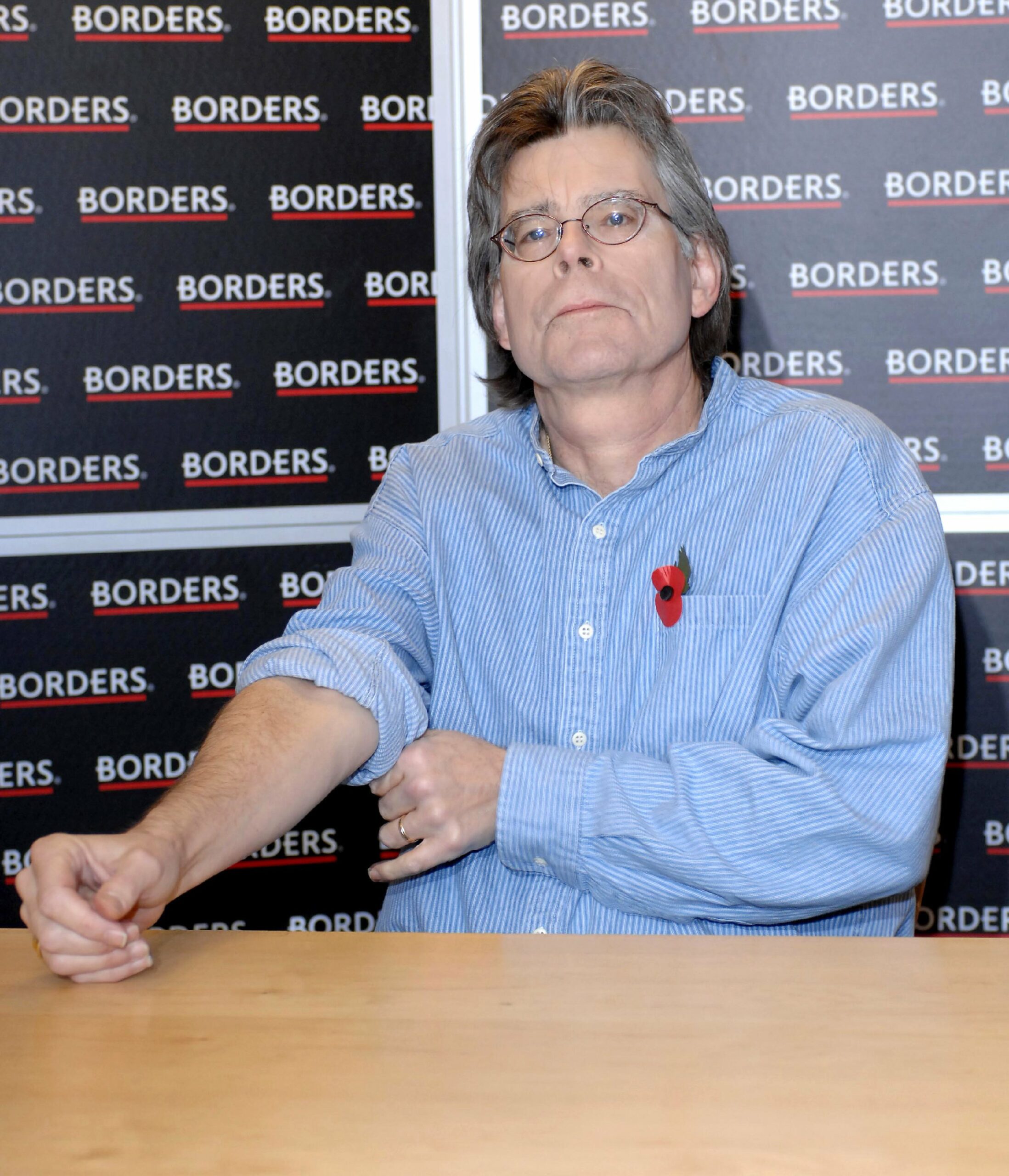 Stephen King signing copies of his new book 'Lisey's Story' at Borders on Oxford StreetLondon, England - 07.11.06Credit: WENN Newscom/(Mega Agency TagID: wennphotos422078.jpg) [Photo via Mega Agency]