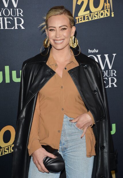 Hilary Duff at the 'How I Met Your Father' TV Show photocall Los Angeles