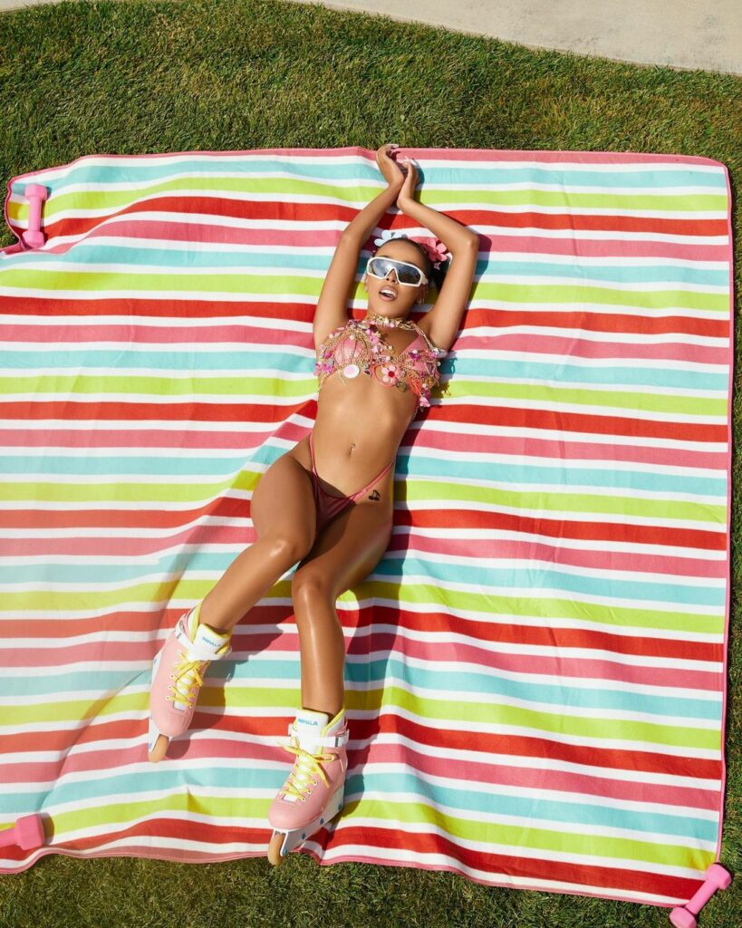 Doja Cat dons a tiny bikini