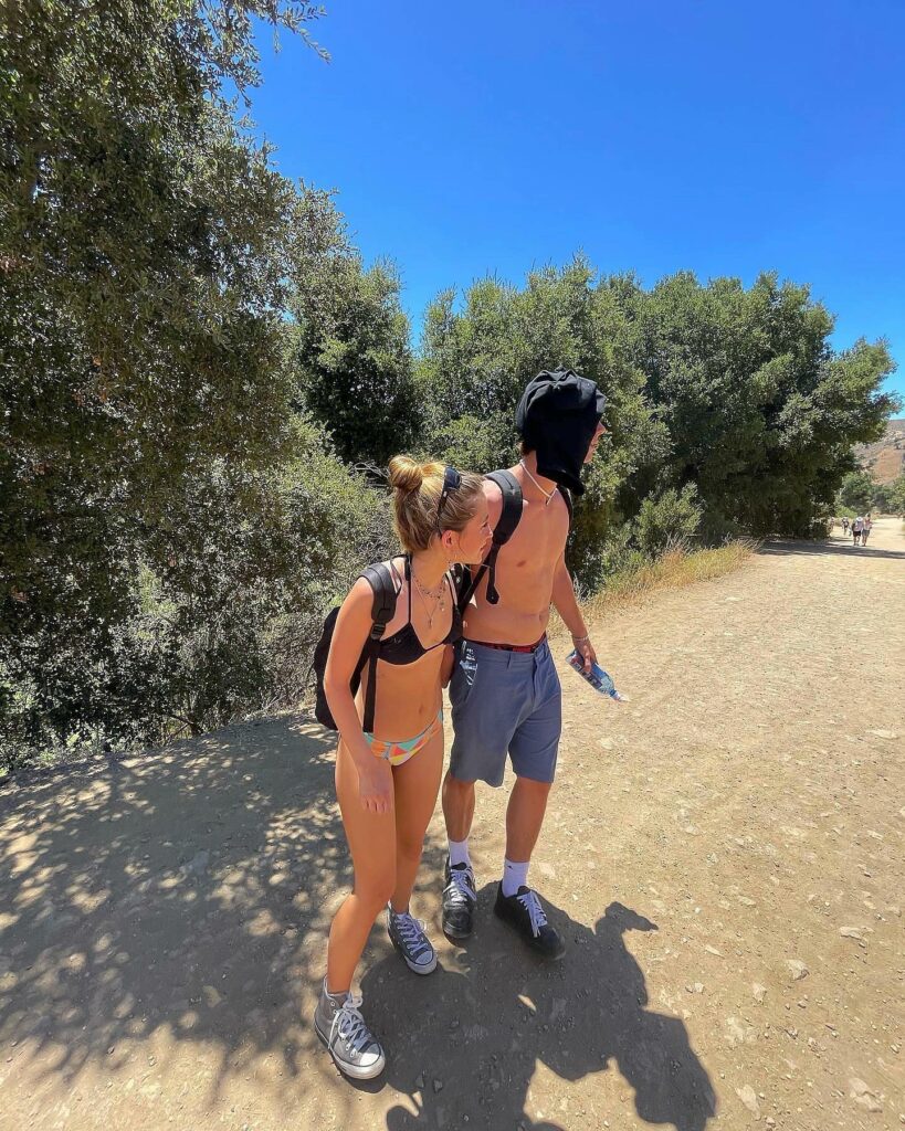 Ella Wahlberg and her male friend.