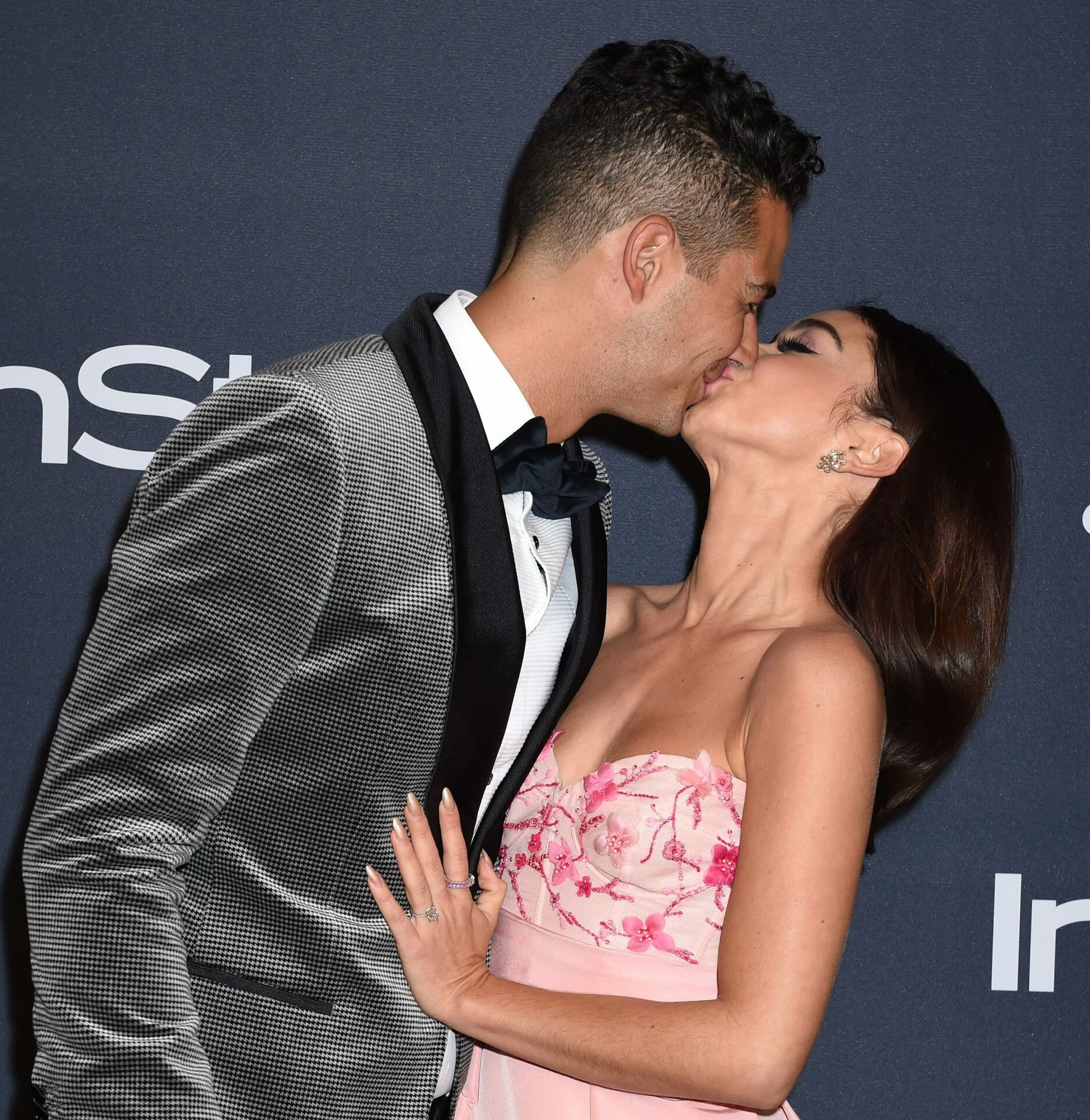 The Instyle and Warner Bros Golden Globes After Party held at the Beverly Hilton Hotel on January 5, 2020 in Beverly Hills, CA. © Tammie Arroyo / AFF-USA.com. 05 Jan 2020 Pictured: Wells Adams and Sarah Hyland.