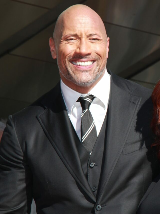 Dwayne Johnson and mom his Hollywood Walk Of Fame