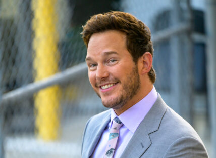 Chris Pratt switches to movie star mode for Jurassic World: Dominion