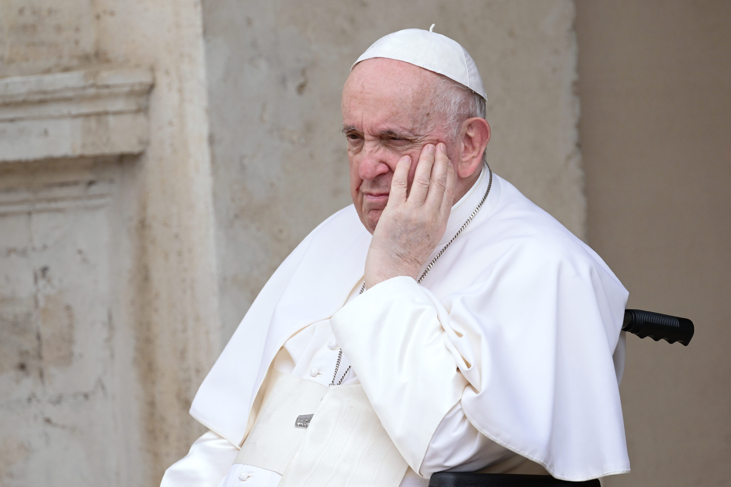 Pope Francis met about 160 children of the Sant'Alessio- Margherita di Savoia care institution for blind, visually impaired, or with other disabilities and a group of children refugee from Ukraine4 Jun 2022