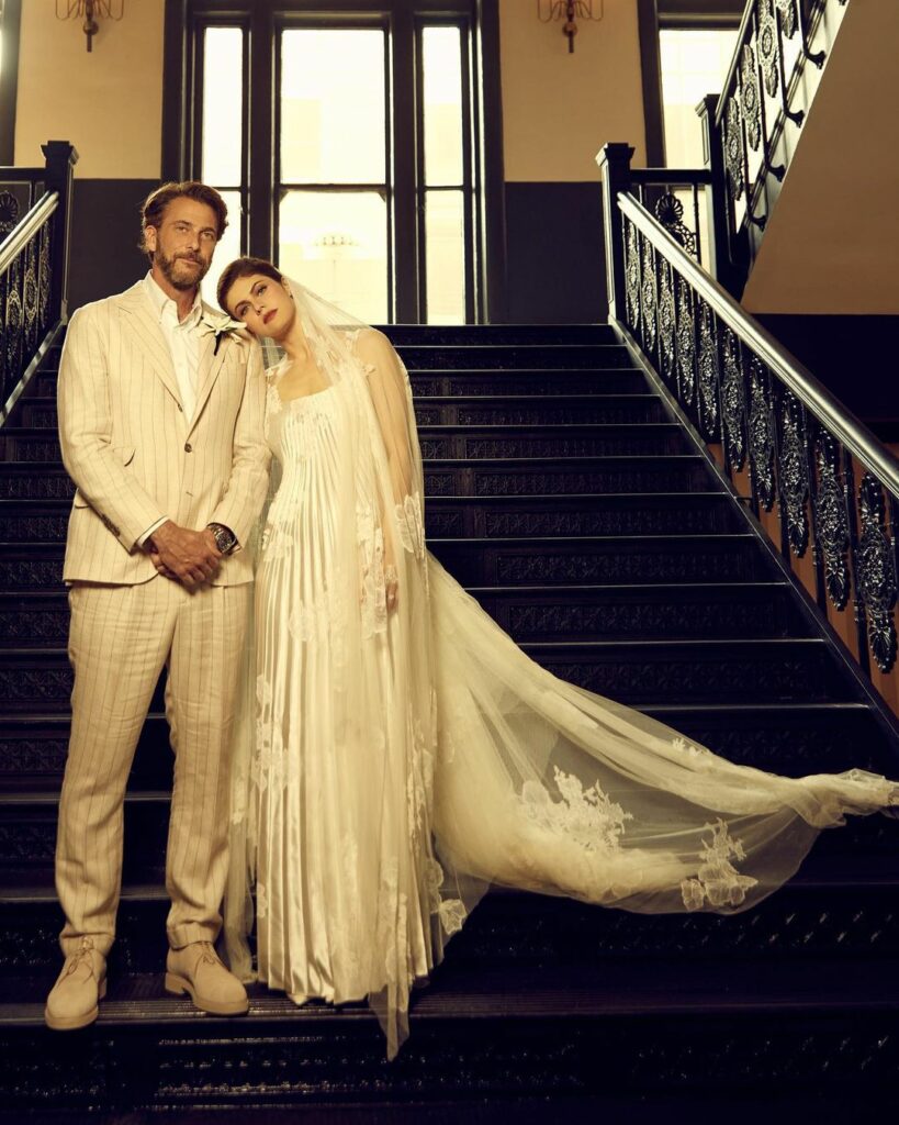 Alexandra Daddario got married to Andrew Form