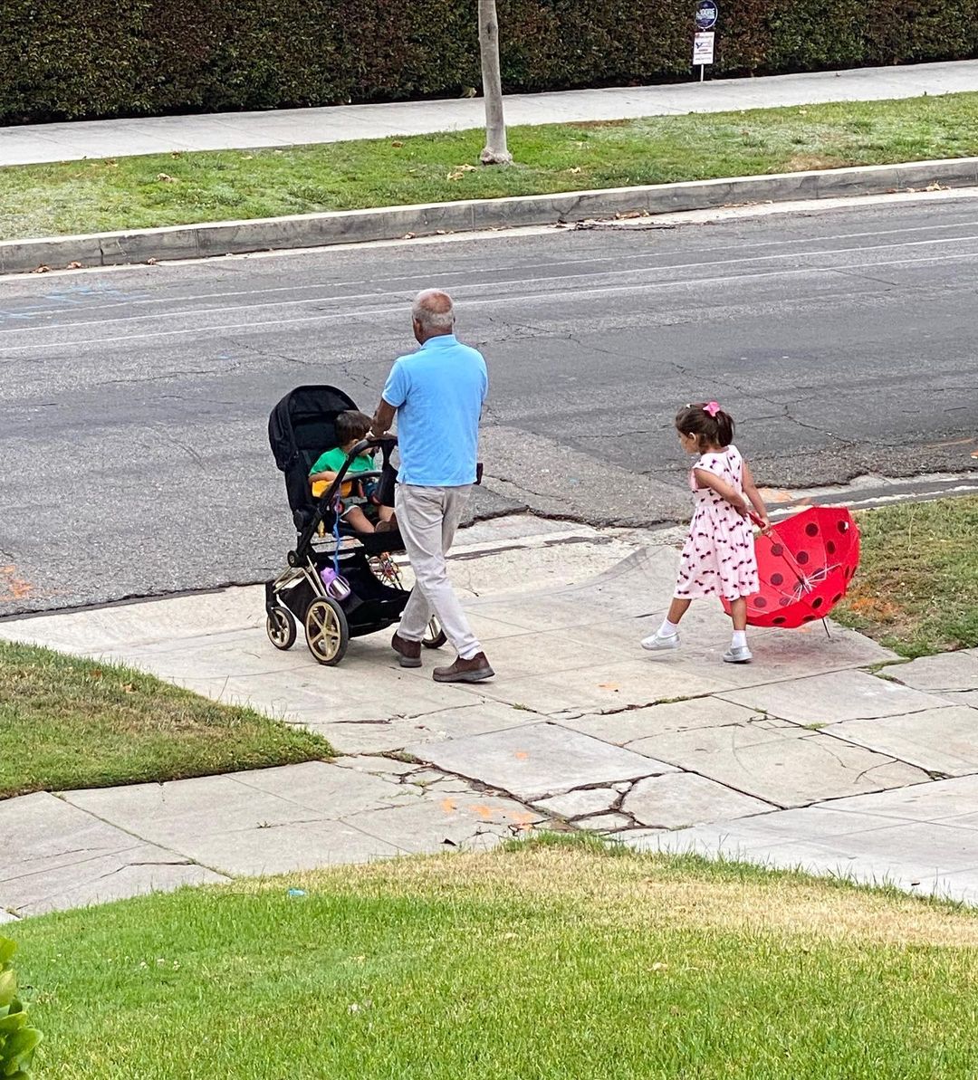 Mindy Kaling's Dad and Kids