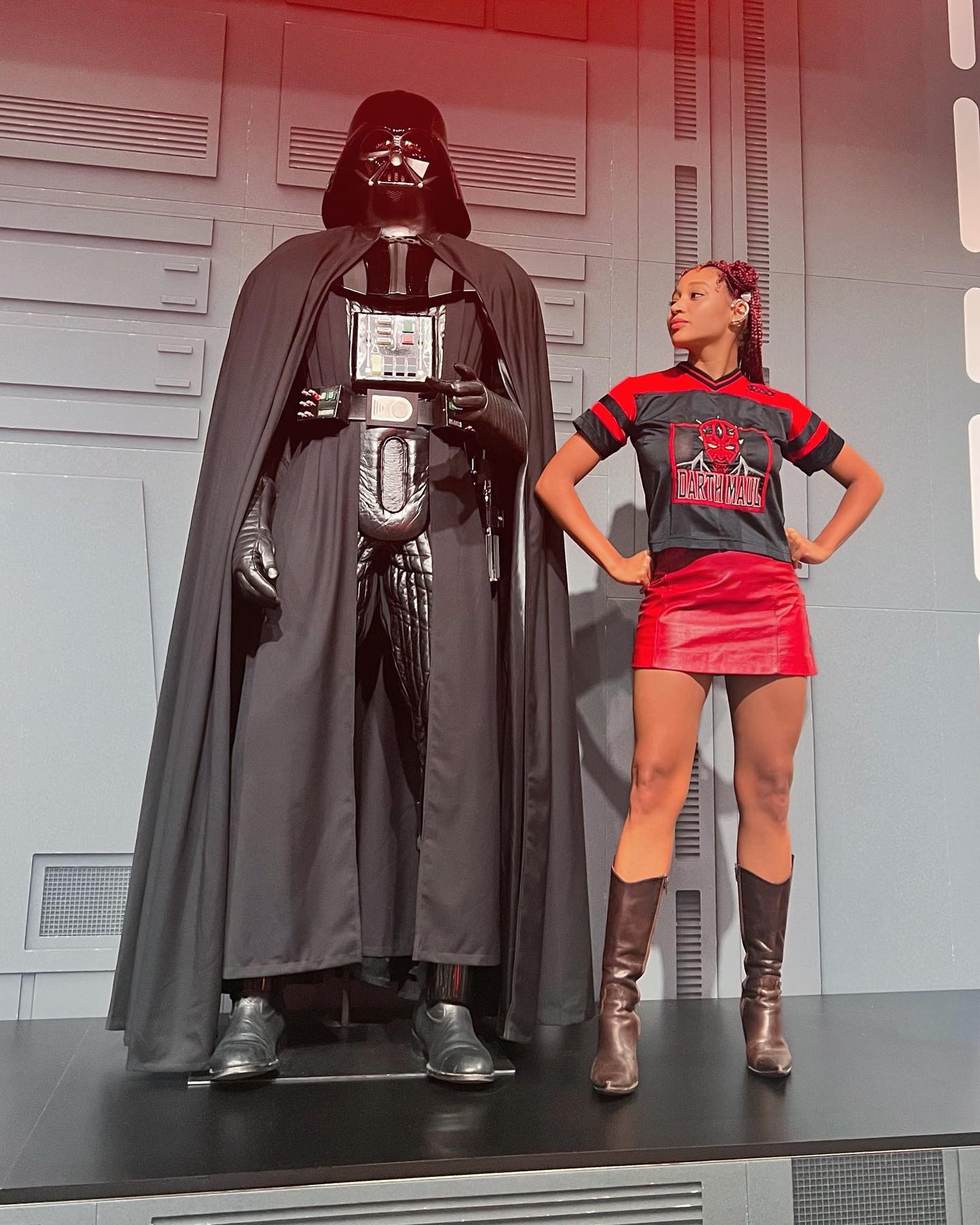 Amandla Stenberg with Darth Vader 