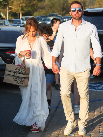 Jennifer Lopez and Ben Affleck casual look