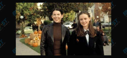 Lauren Graham and Alexis Bledel