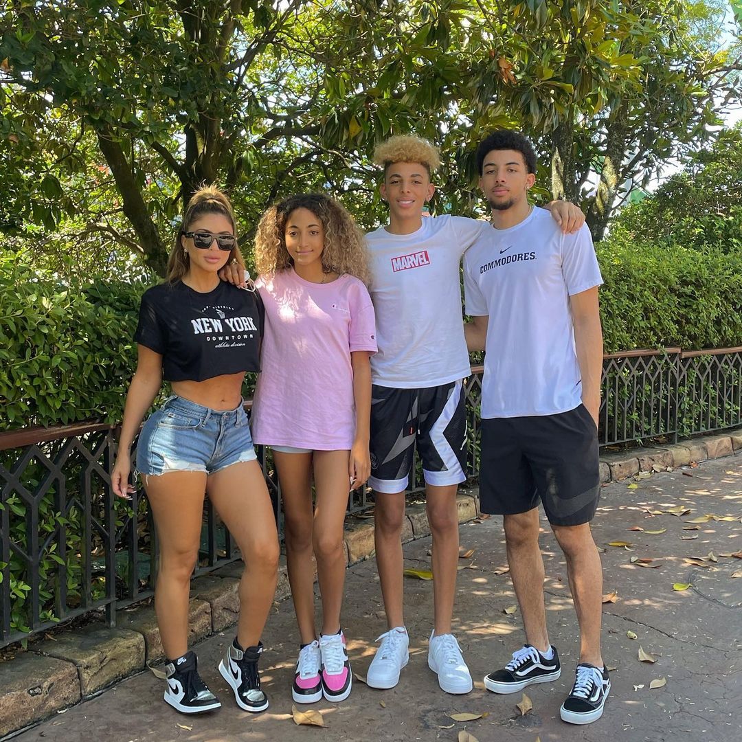 Larsa Pippen and her kids