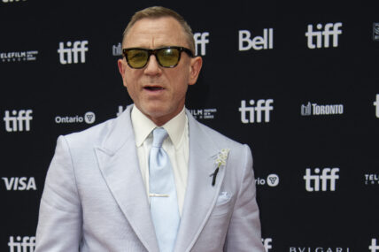Daniel Craig at Glass Onion world premiere 2022 Toronto International Film Festival - NETFLIX : GLASS ONION : A KNIVES OUT MYSTERY
