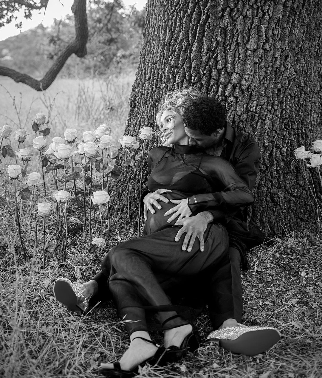 Alyssa Scott and Nick Cannon in maternity shoot