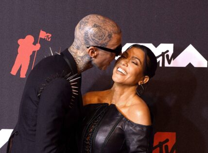 Travis Barker & Kourtney Kardashian at the 2021 MTV Video Music Awards
