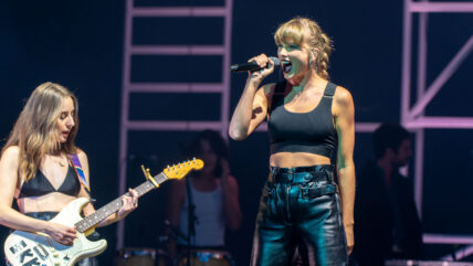 Taylor Swift makes a surprise guest appearance during Haim s show at the O2 Arena