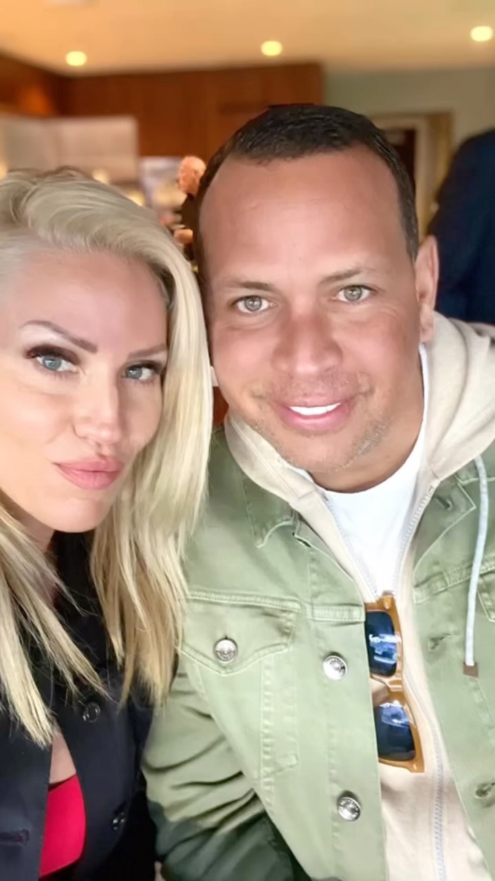 Jac Cordeiro and Alex Rodriguez spend Christmas together