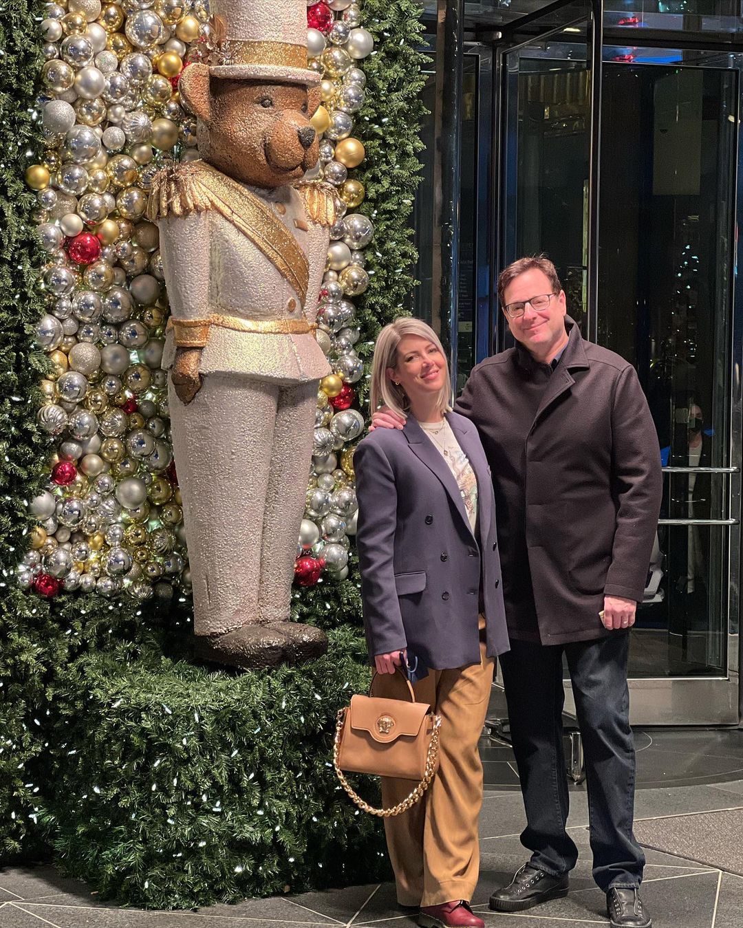 Kelly Rizzo remembers late Bob Saget's last Christmas