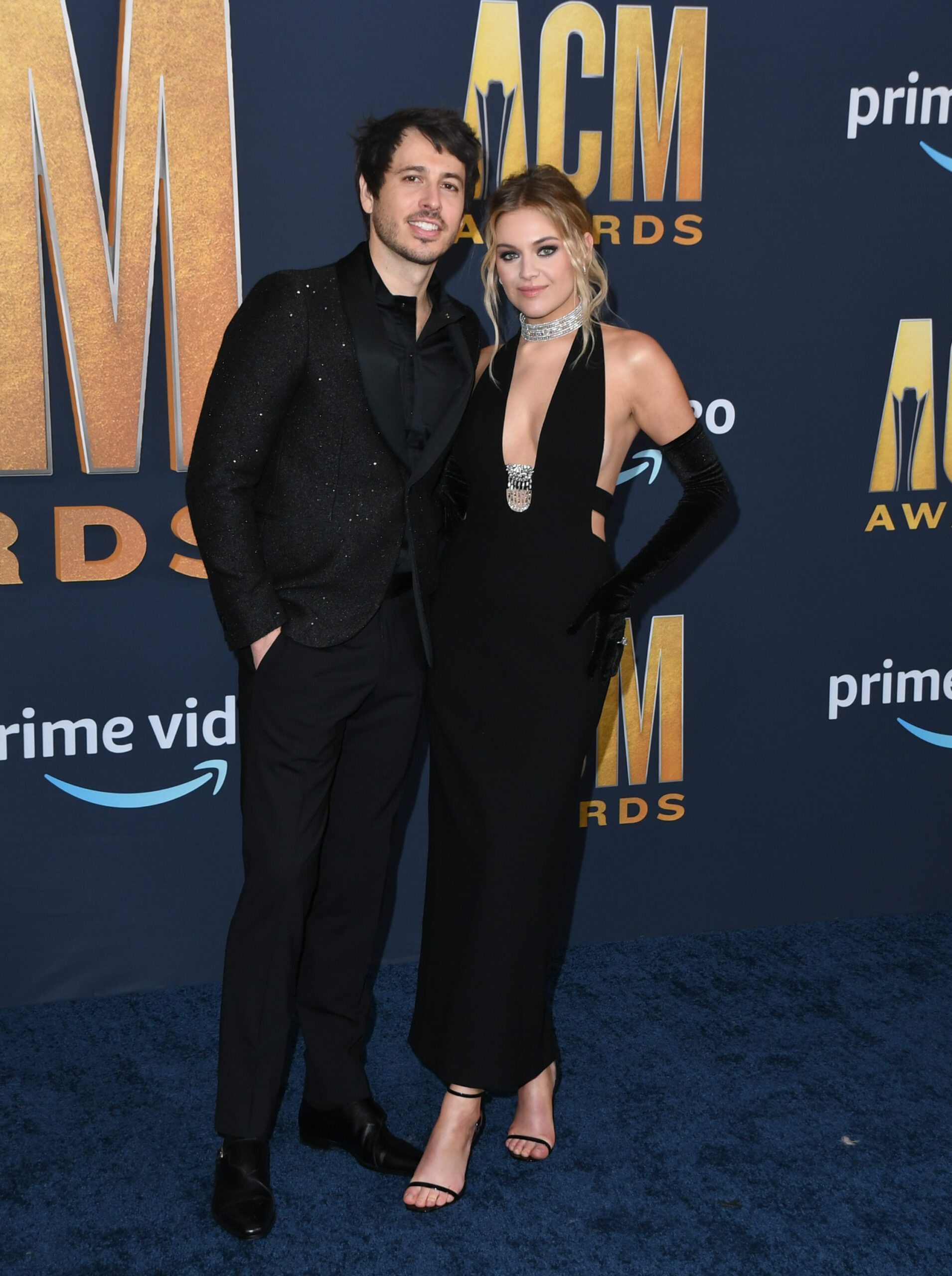 Morgan Evans and Kelsea Ballerini at the 2022 ACM Awards