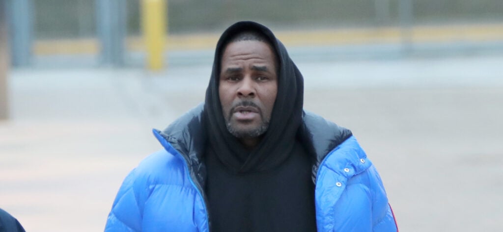 R. Kelly denies dropping new album 