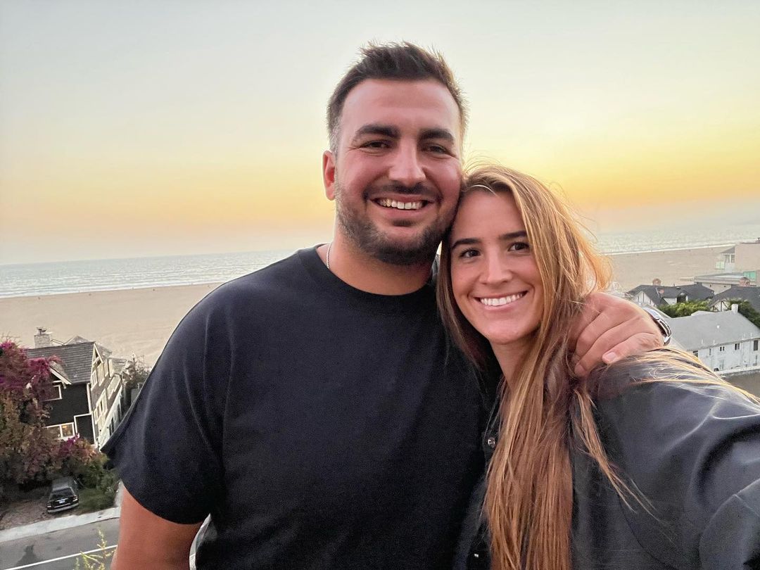 Sabrina Ionescu and Hroniss Grasu