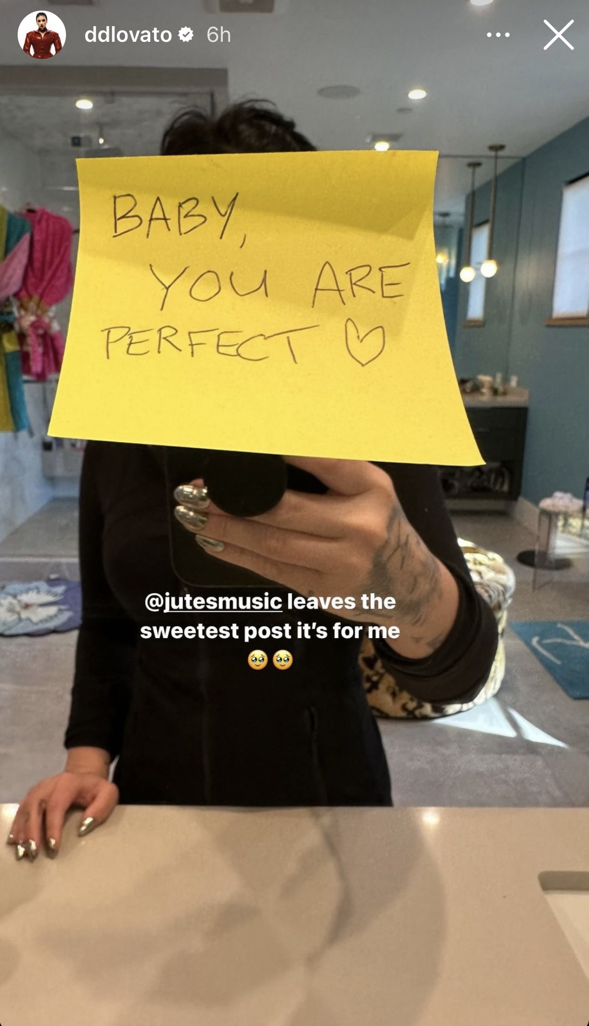 Demi Lovato Gushes About How BF Jutes Always Leaves Her The 'Sweetest' Notes