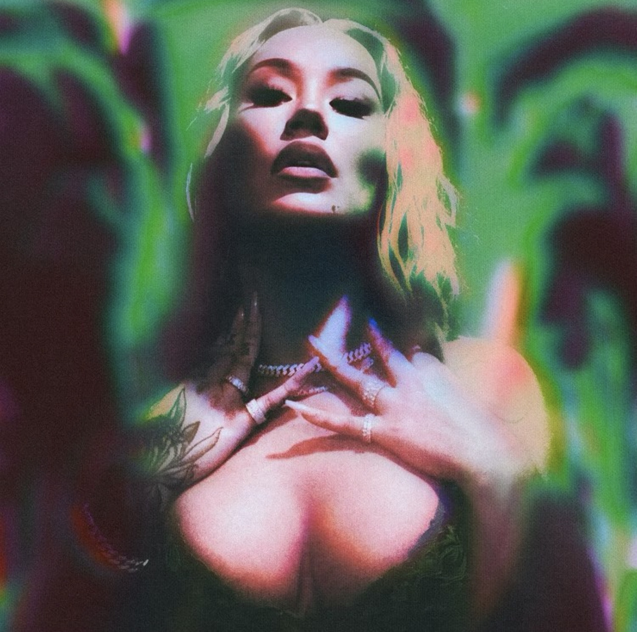 Iggy Azalea Draws Heat From Fans Over Unsatisfying OnlyFans Page