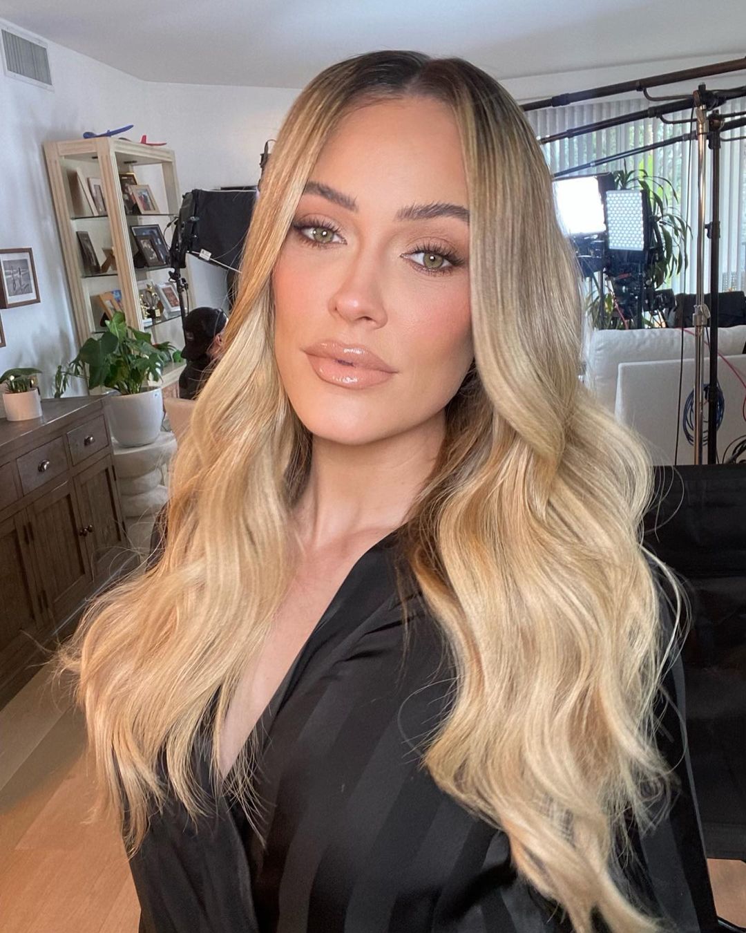 Pregnant Peta Murgatroyd Shares 'Sneaky' Experience With Paparazzi