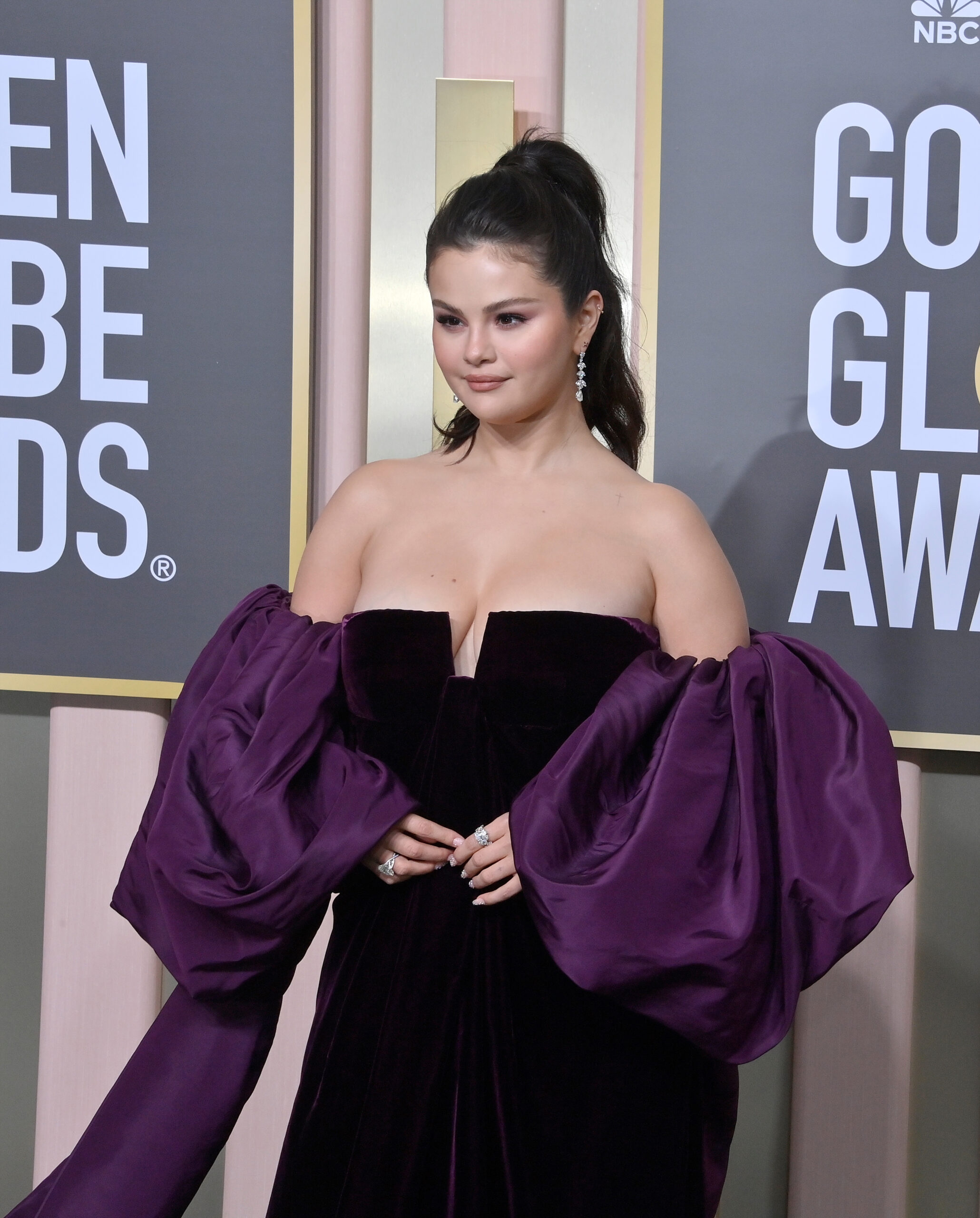 Selena Gomez Attends the Golden Globe Awards in Beverly Hills