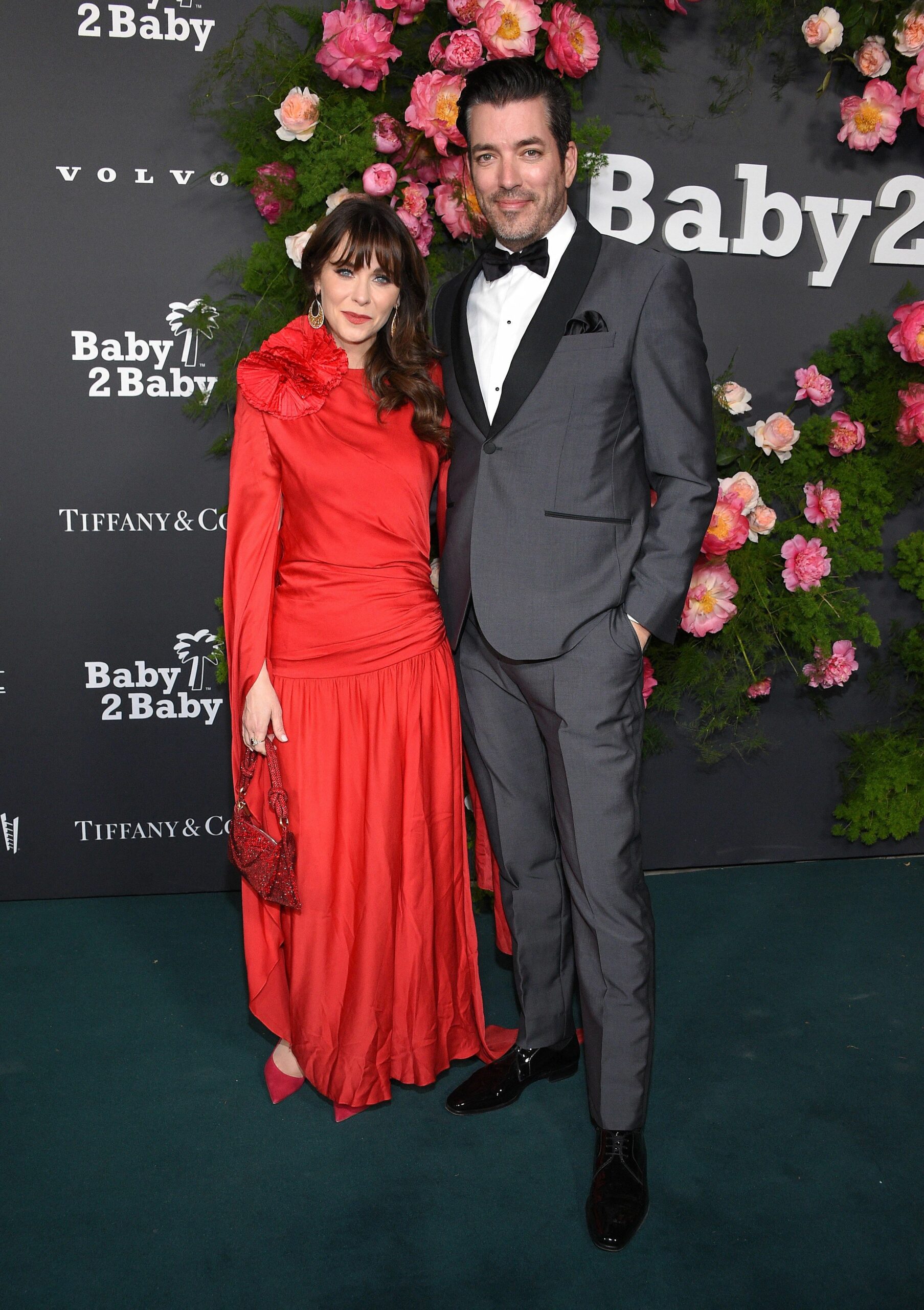 Zooey Deschanel and boyfriend Jonathan Scott