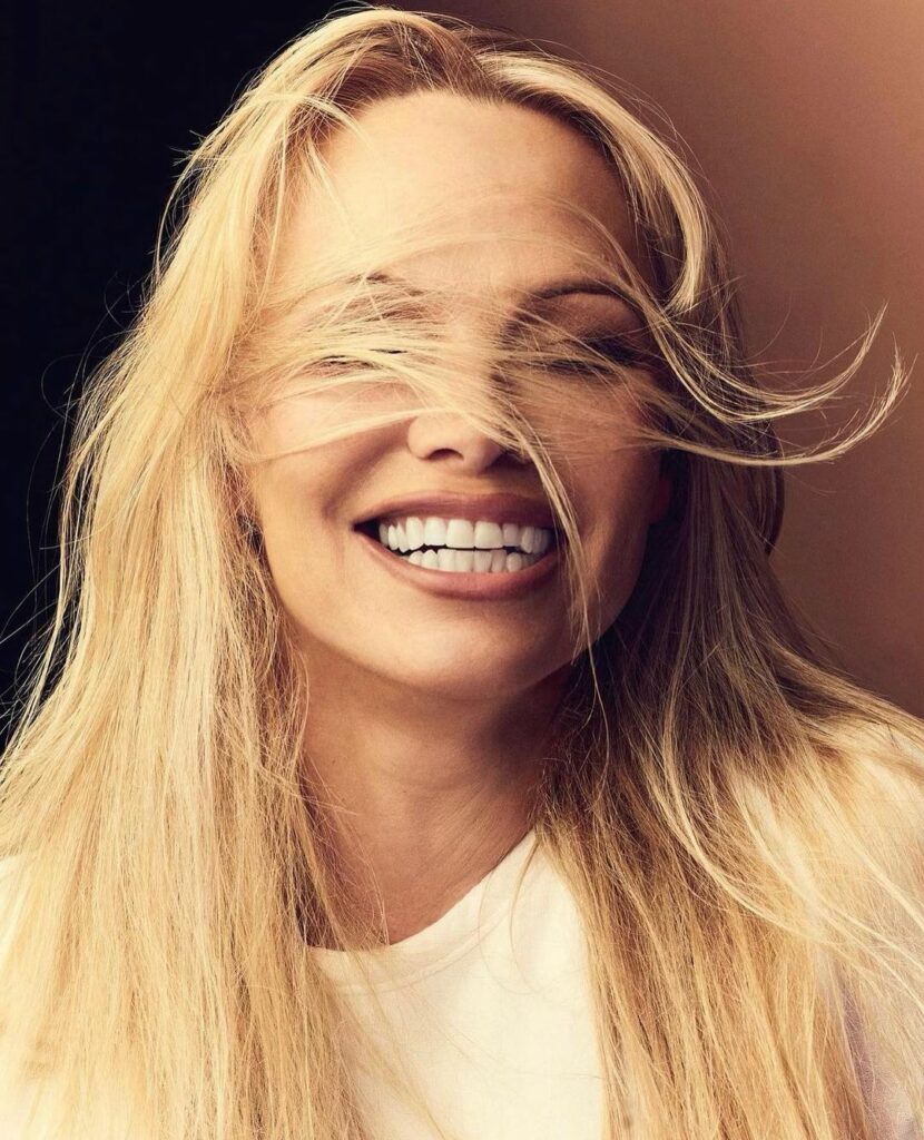 Pamela Anderson might have texted Tommy Lee