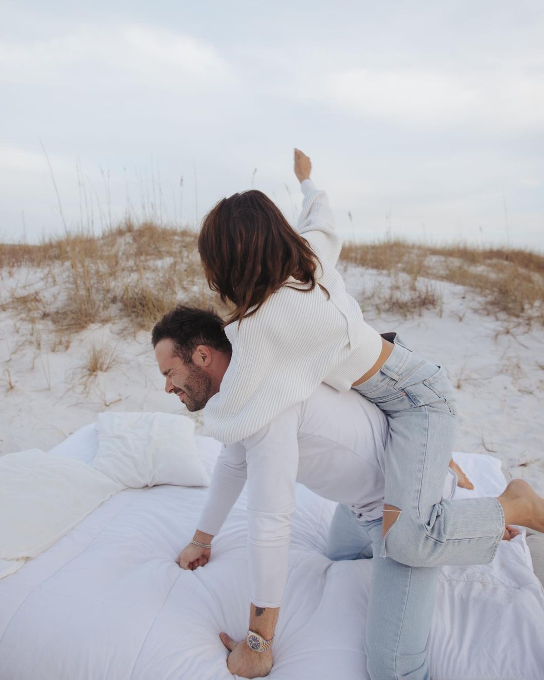 April Marie Shares Tribute To Unborn Child In Pregnancy Announcement