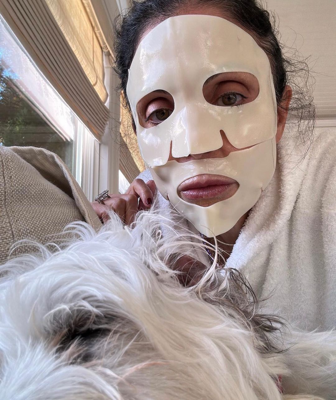 Bethenny Frankel Celebrates 3M Followers On IG With Authenticity Message To Fans