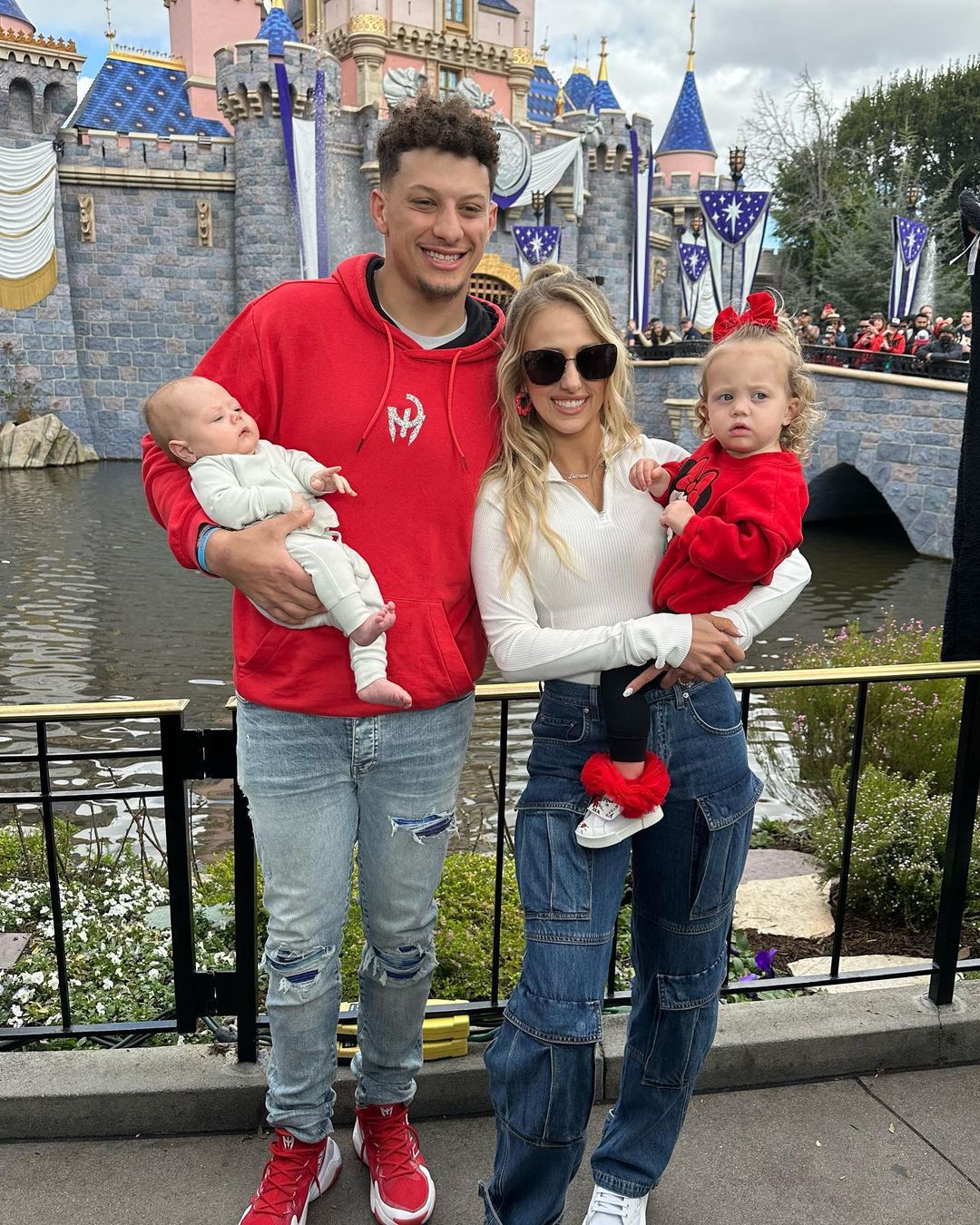 Patrick Mahomes Follows Through On Disney Visit With Family After Super Bowl Win