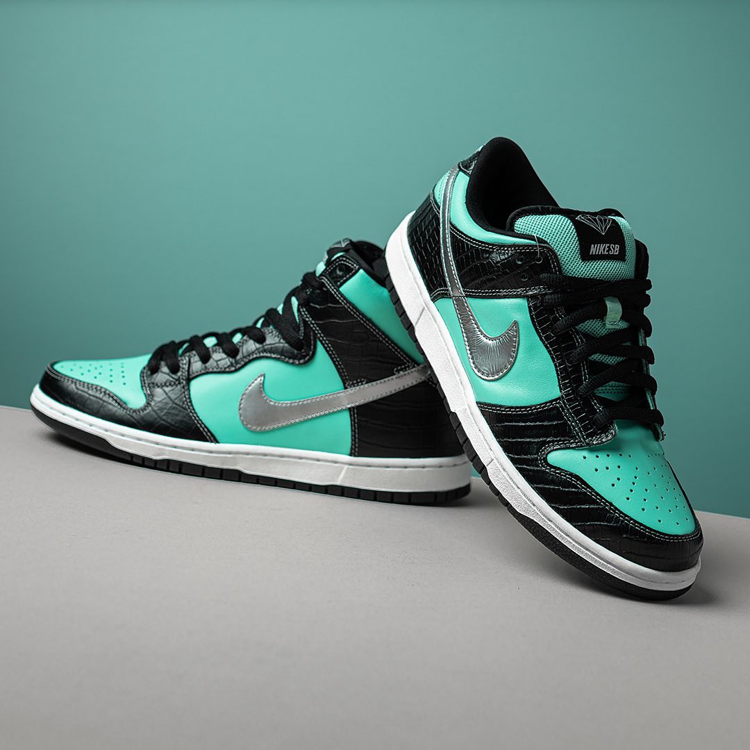 SB Dunk Low Tiffany