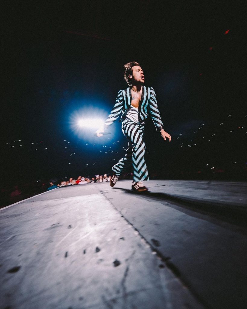 Harry Style might be into less older women now?