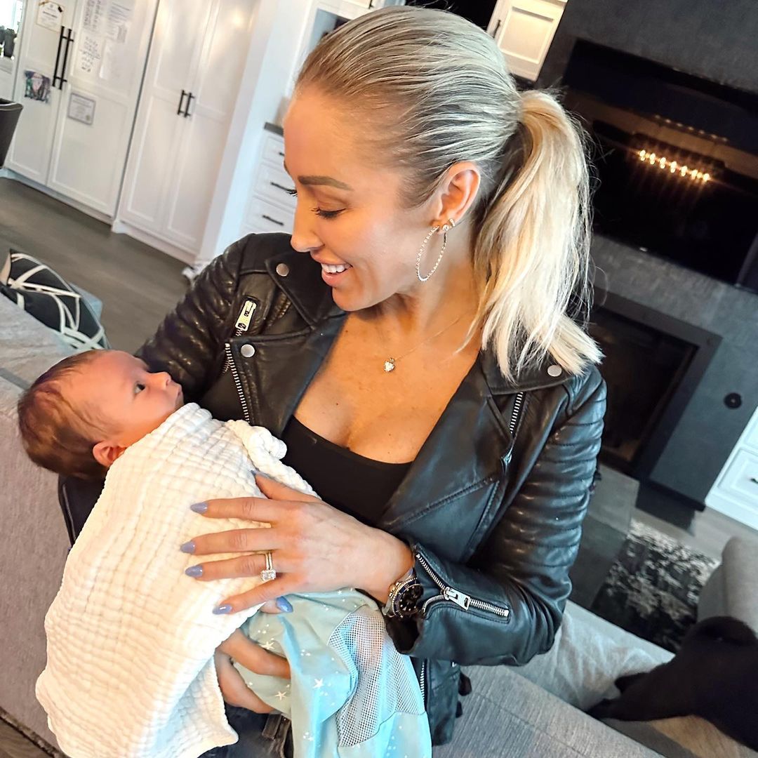Heather Rae El Moussa Bonds With 'Selling Sunset' Co-Stars At Therapeutic Dinner