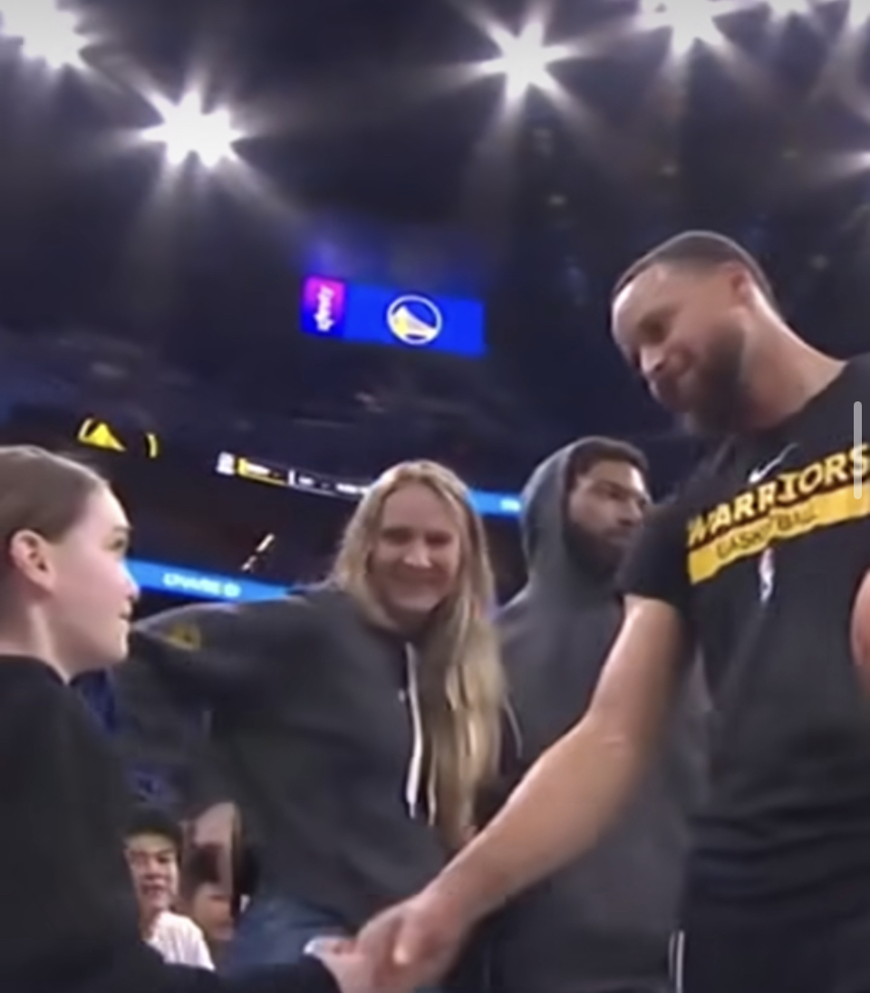 Steph Curry meets young fan