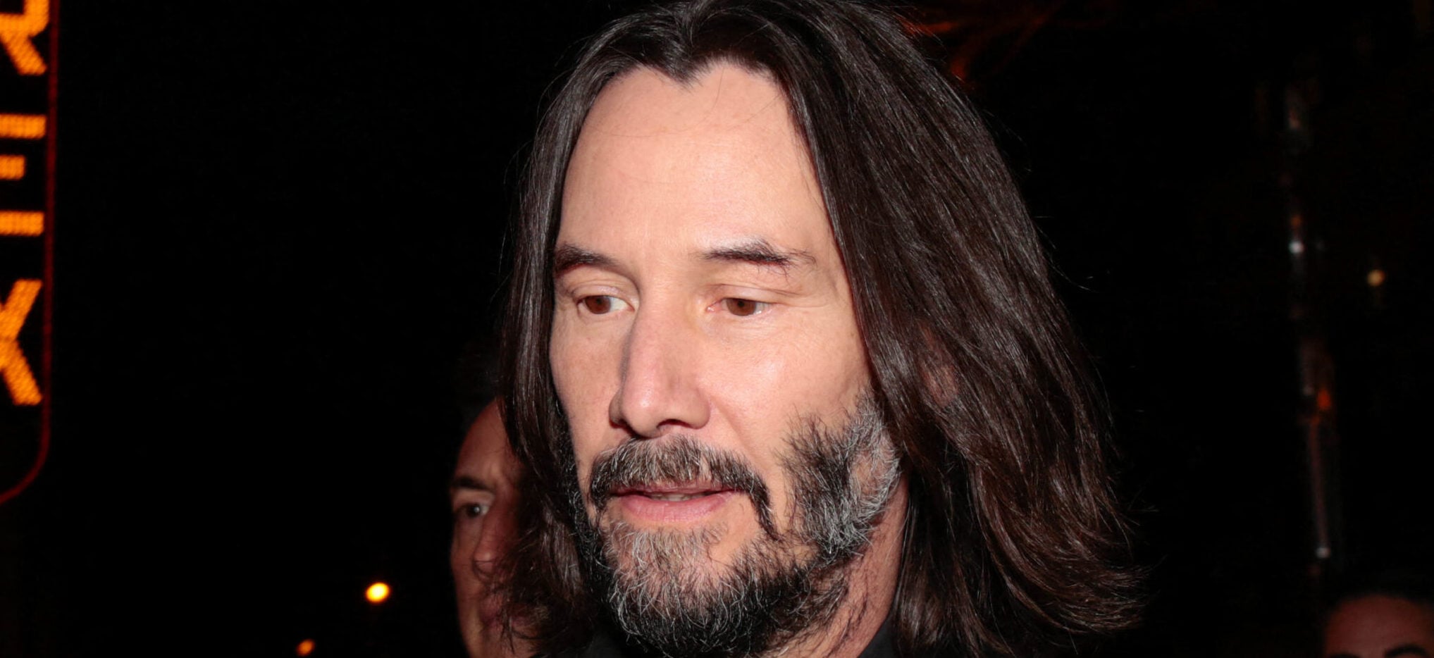 Keanu Reeves apoia amigo traidor da Netflix com uma carta