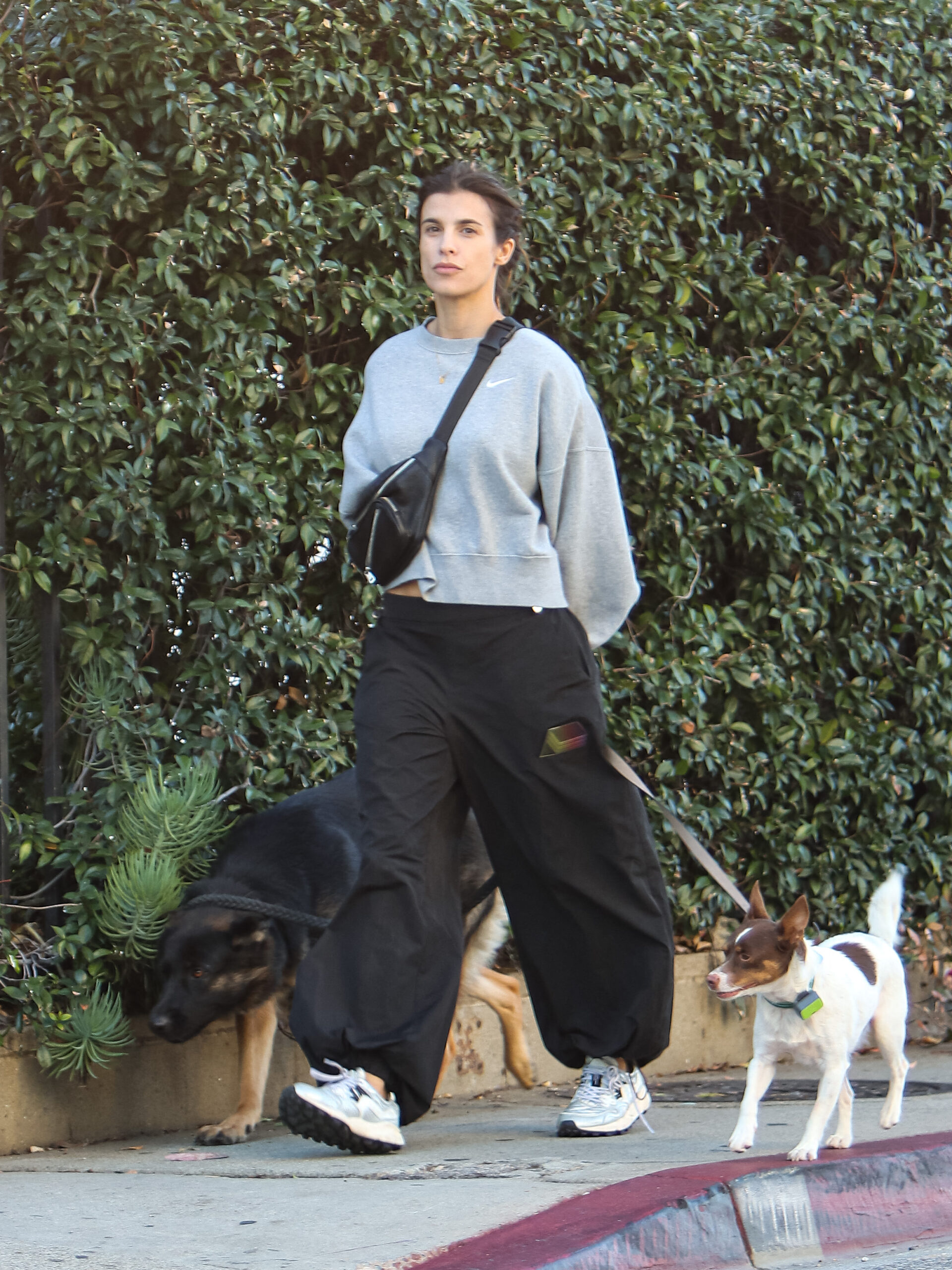Elisabetta Canalis runs errands in West Hollywood