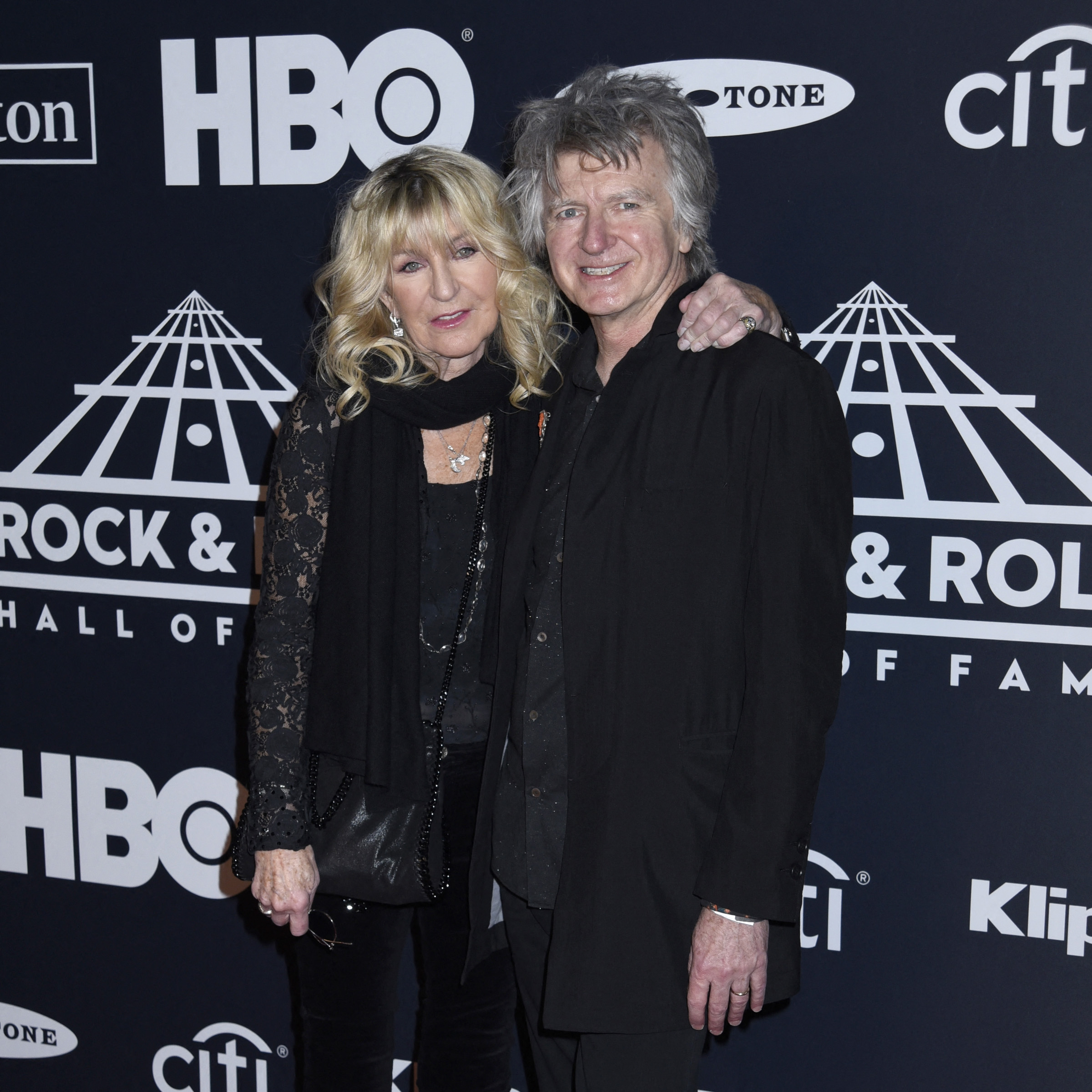 'Fleetwood Mac' Singer Christine McVie Died Of Massive Stroke, Following Cancer Diagnosis