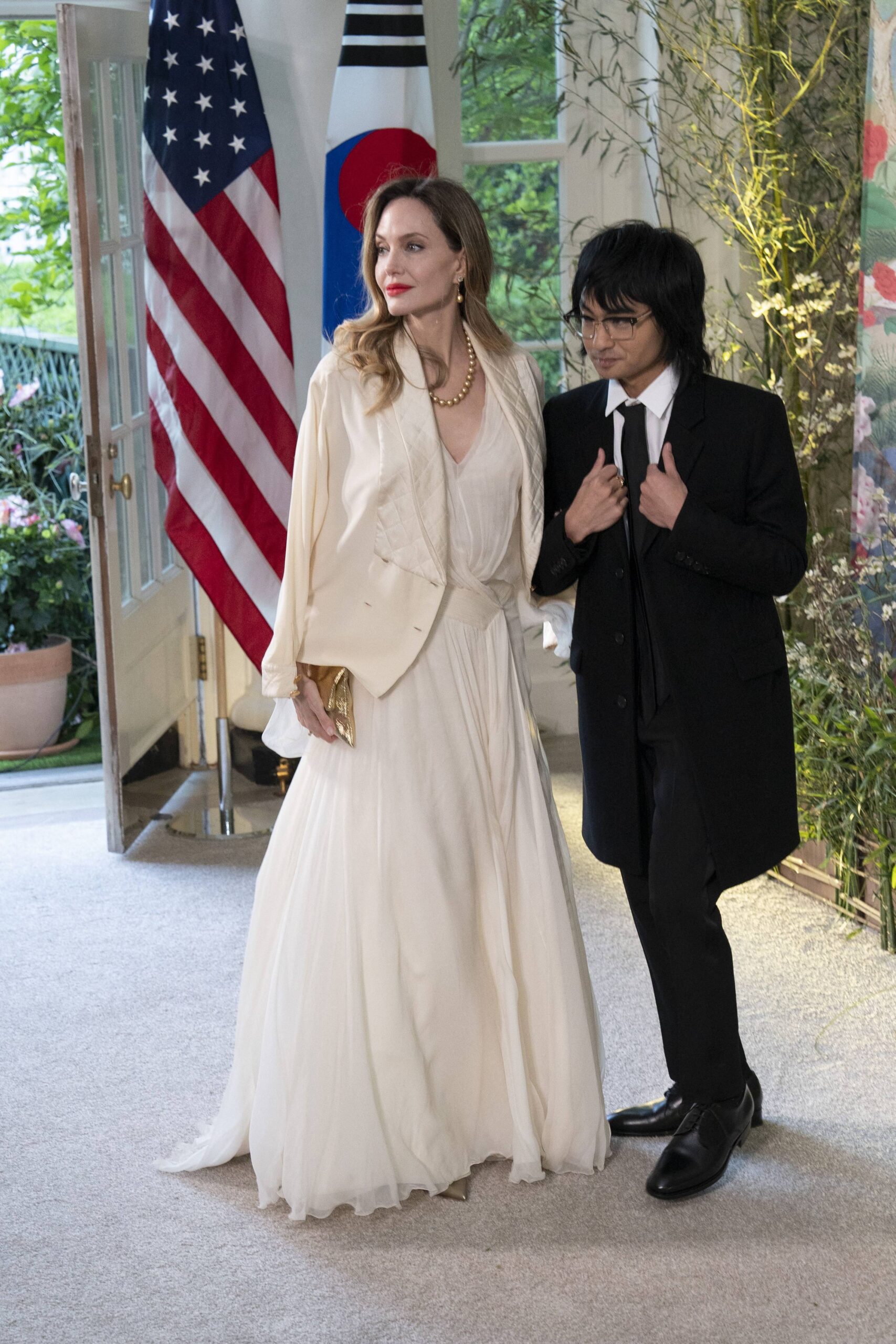 Proud Mama Angelina Jolie Attends White House Soirée With Son, Maddox