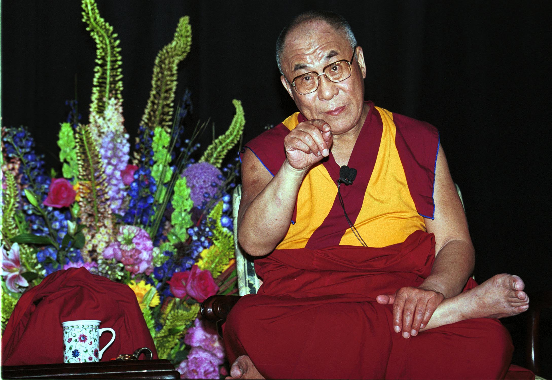 Dalai Lama Controversy Worsens As Resurfaced Clip Shows Him Touching Singer Lady Gaga's Leg