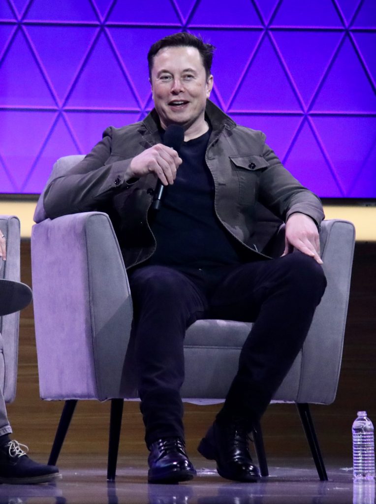 Elon Musk discusses tech topics on panel with Todd Howard at E3 2019 Expo