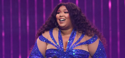 Lizzo invites drag queens on stage flouting Tennessee drag ban