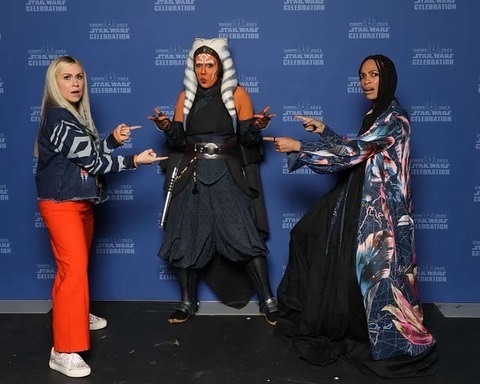Ashley Eckstein and Rosario Dawson pose together at Star Wars Celebration