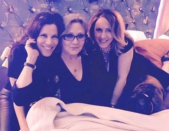 The "Star Wars" actress posing with her sisters