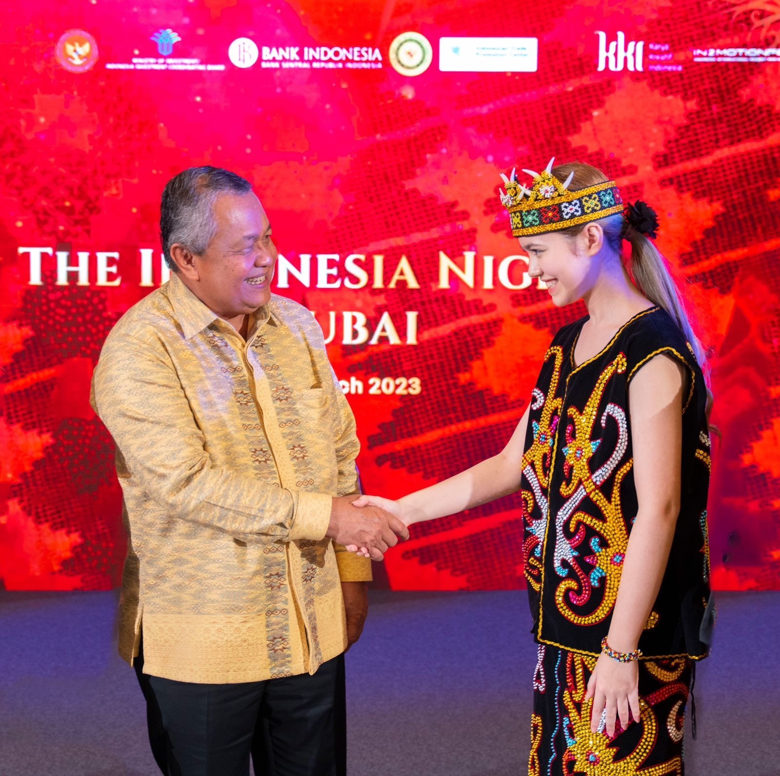 Is Dubai-Born Teenage Pop Star Célinedee Matahari The Next Taylor Swift?!